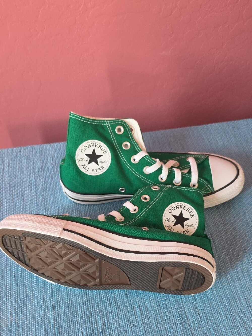 Converse Classic High-Top Sneakers in Green